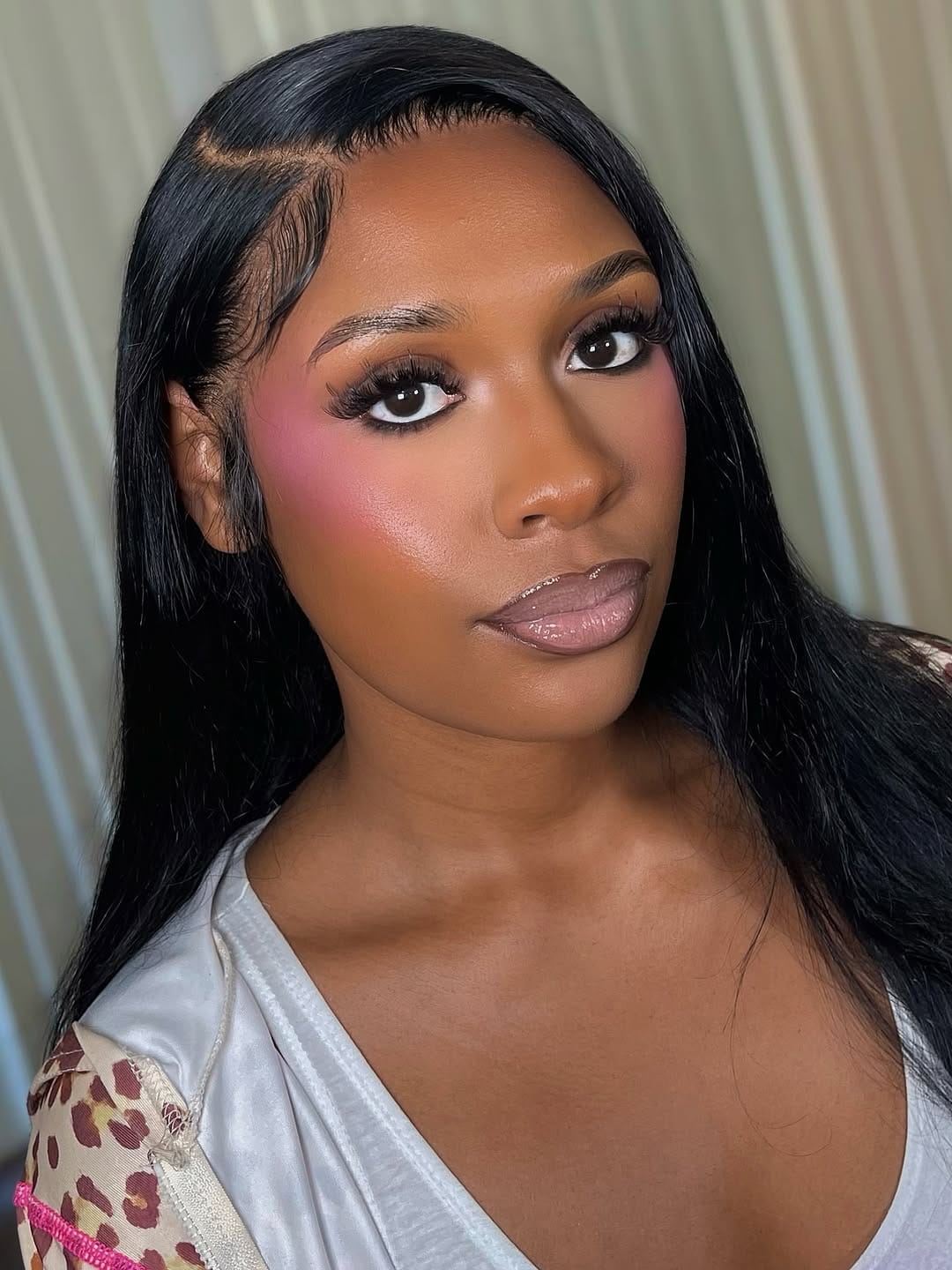 Post 9 by NaturalFaced Artistry 🖌 on Instagram (image)