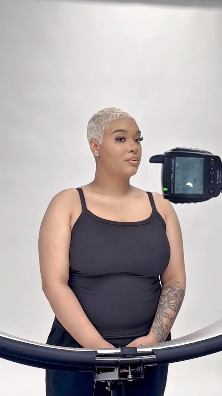 Post 8 by Short Hair Specialist on Instagram (video)
