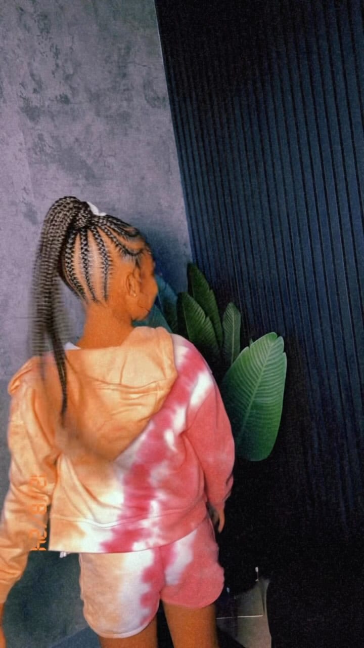 Post 9 by 𝓛𝓪𝓾𝓻𝓮𝓷  🤍 on Instagram (video)
