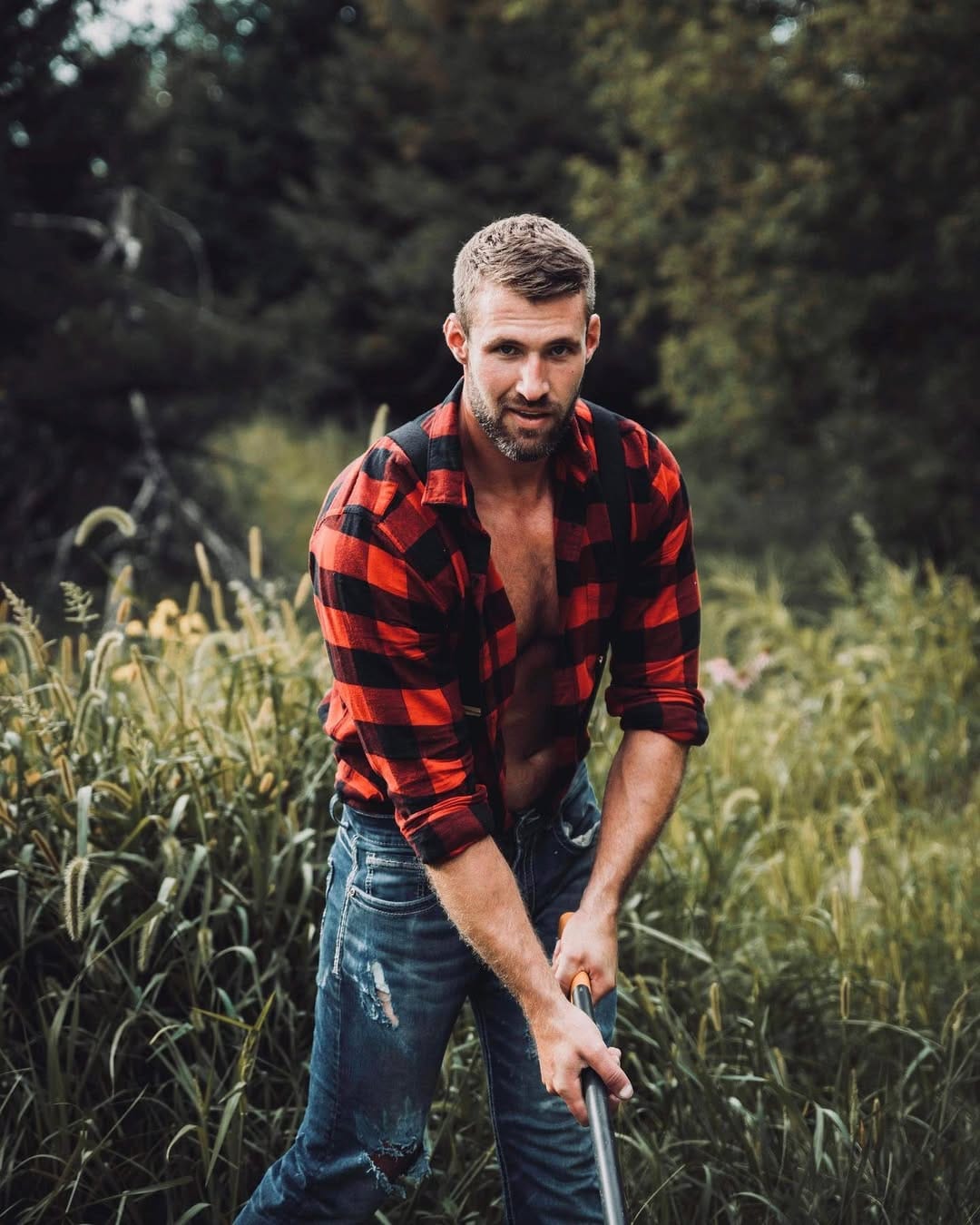 Post 1 by Dane Peterson on Instagram (image)