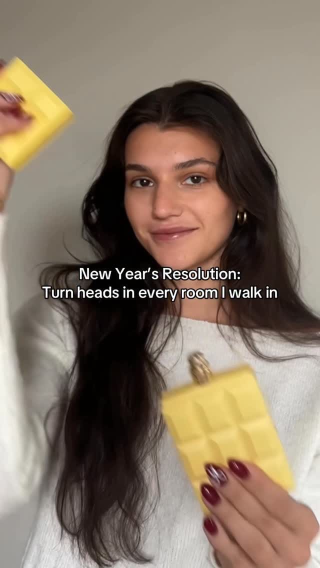 Post 3 by Scent Beauty on Instagram (video)