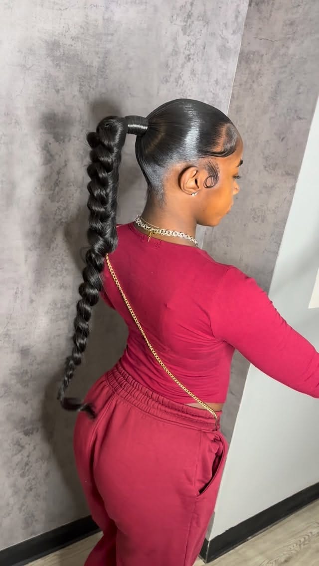 Post 4 by PONYTAILSBYASIA💞 on Instagram (video)