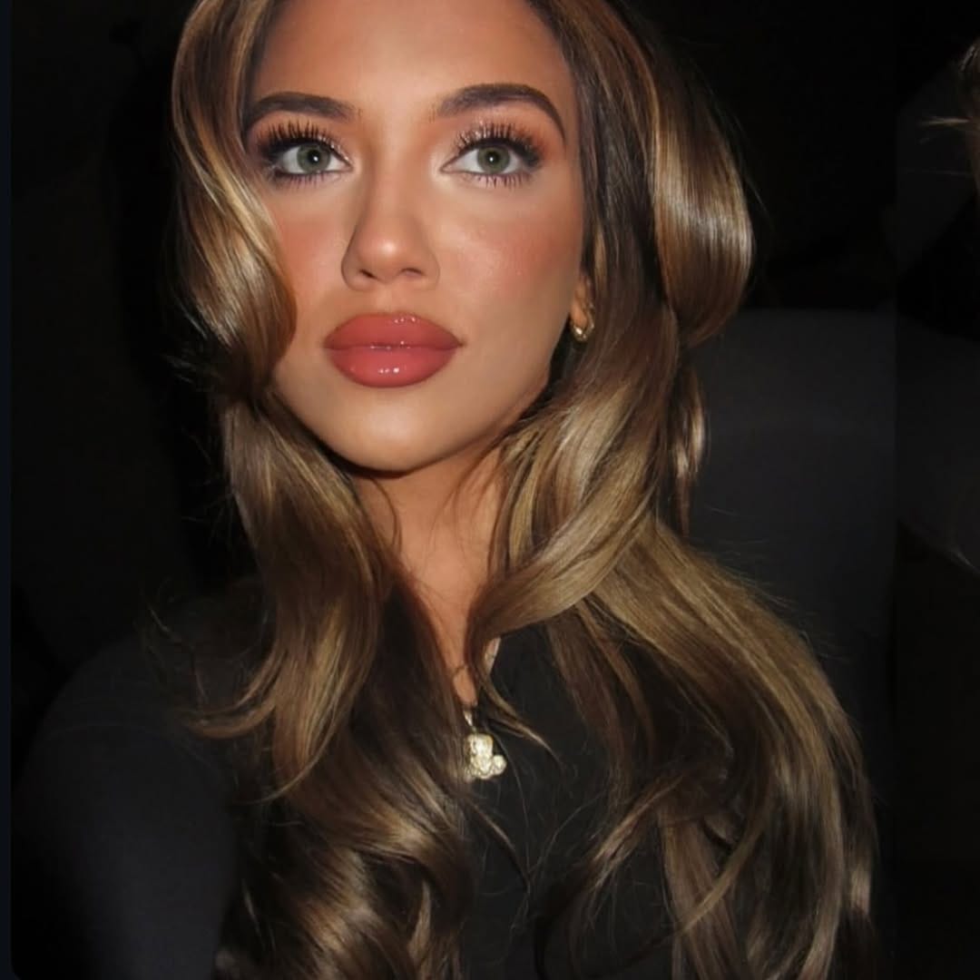 Post 5 by Lindsay Kertesz Chicago Hairstylist on Instagram (image)