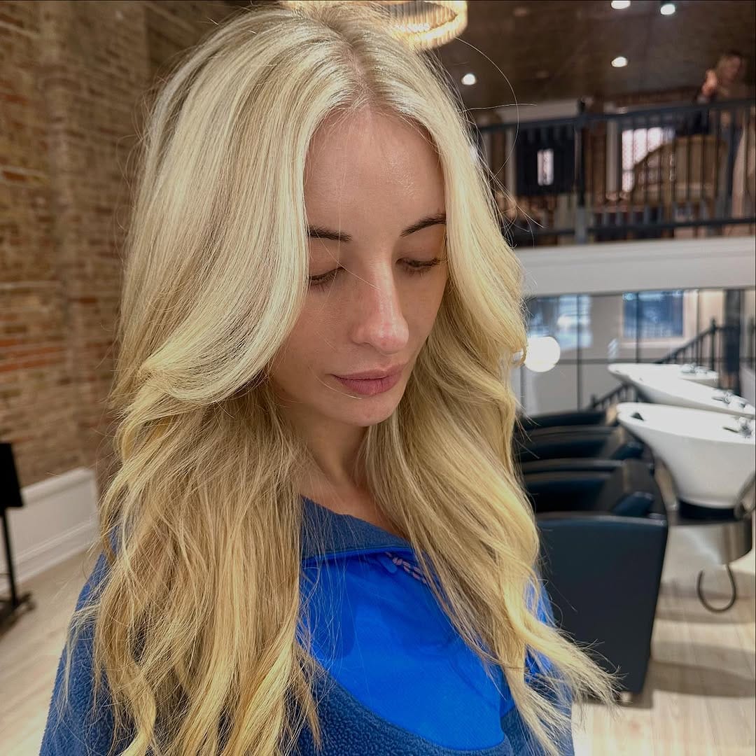 Post 4 by Lindsay Kertesz Chicago Hairstylist on Instagram (image)