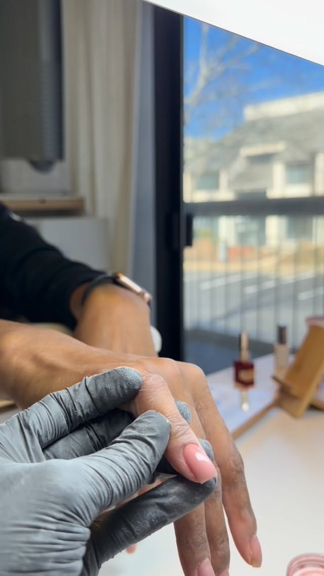 Post 7 by Atlanta Nail Tech on Instagram (video)