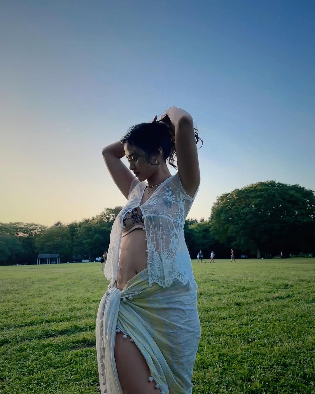 Post 8 by 𝑨𝒍𝒍𝒚 |YOGA ☺︎𝐍𝐢𝐤𝐞 𝐨𝐟𝐟𝐢𝐜𝐢𝐚𝐥 𝐭𝐫𝐚𝐢𝐧𝐞𝐫 on Instagram (carousel)
