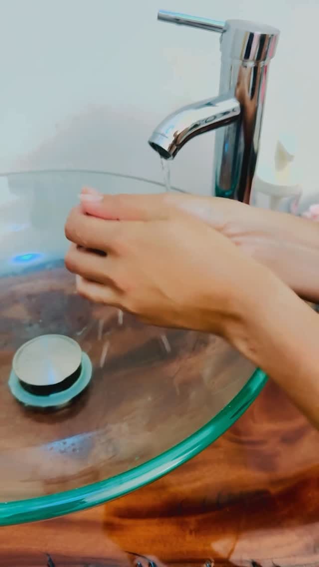 Post 2 by Natalia Escabias Luxury Spa on Instagram (video)