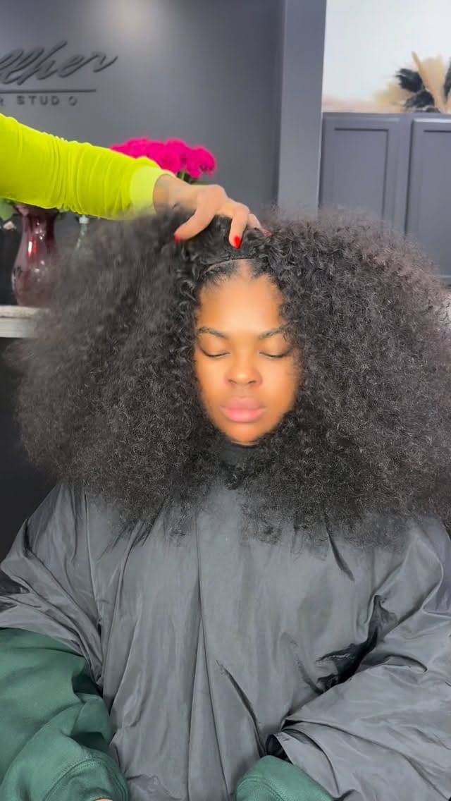 Post 3 by Houston k-tips specialist, hair extensions , invisible bonds on Instagram (video)