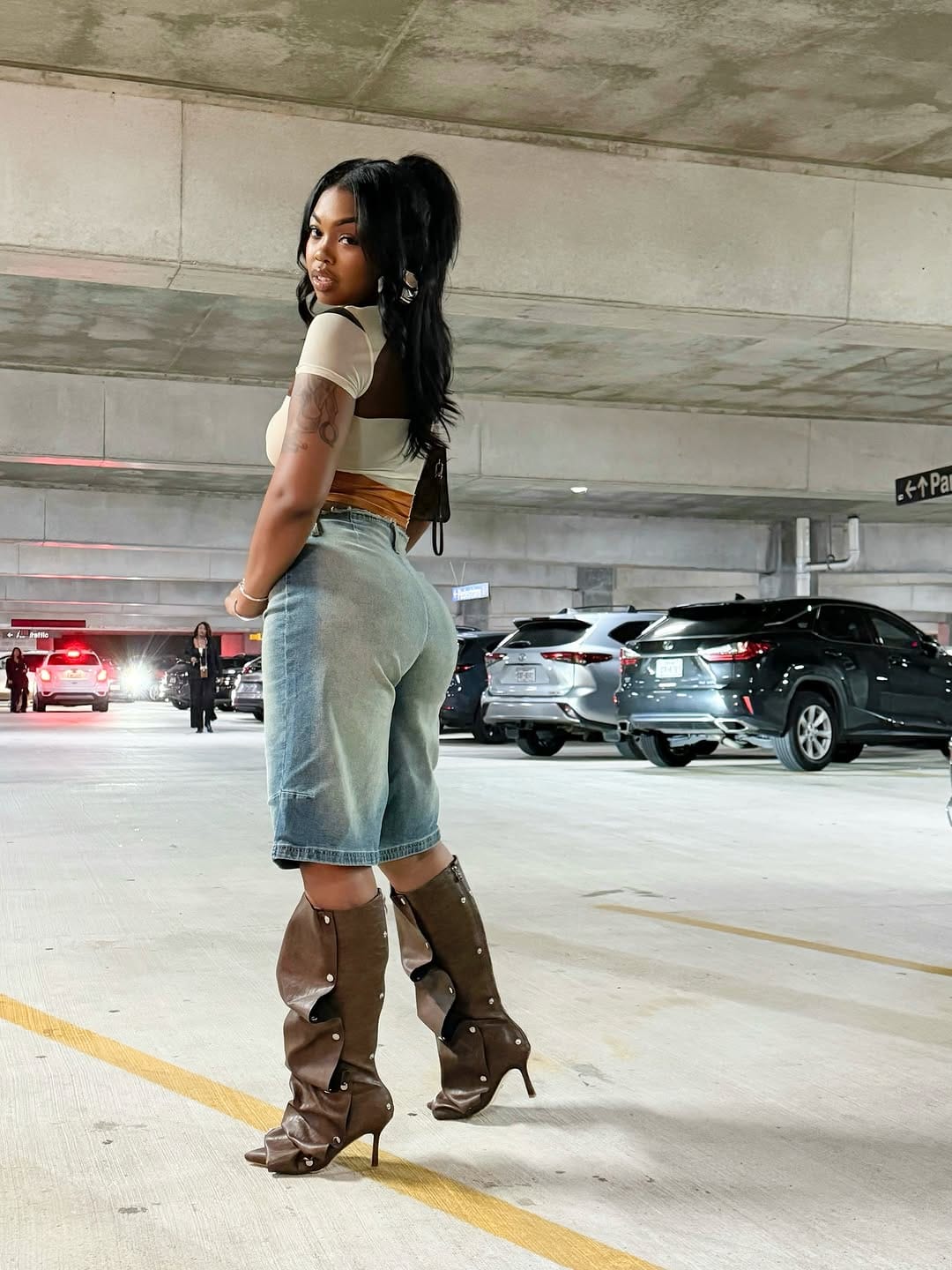 Post 8 by Houston k-tips specialist, hair extensions , invisible bonds on Instagram (carousel)