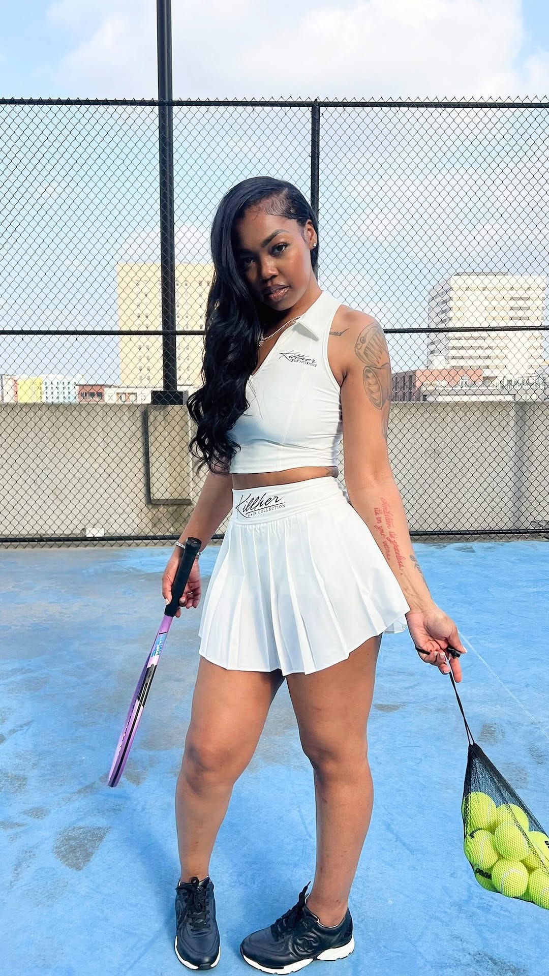 Post 10 by Houston k-tips specialist, hair extensions , invisible bonds on Instagram (video)