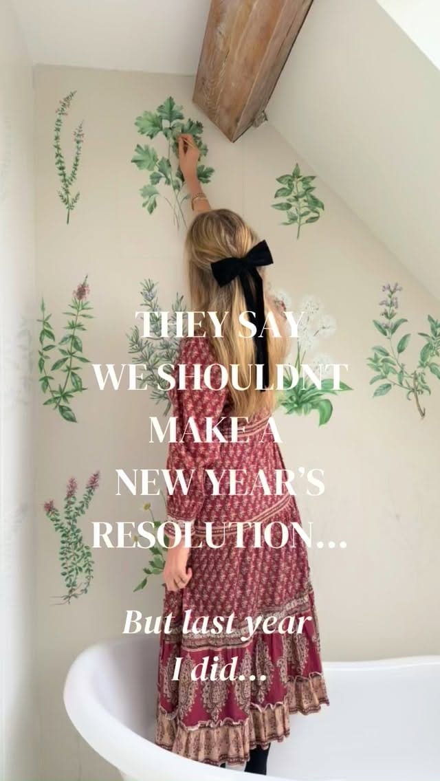 Post 2 by Susannah Taylor - Selfcare & Creativity on Instagram (video)