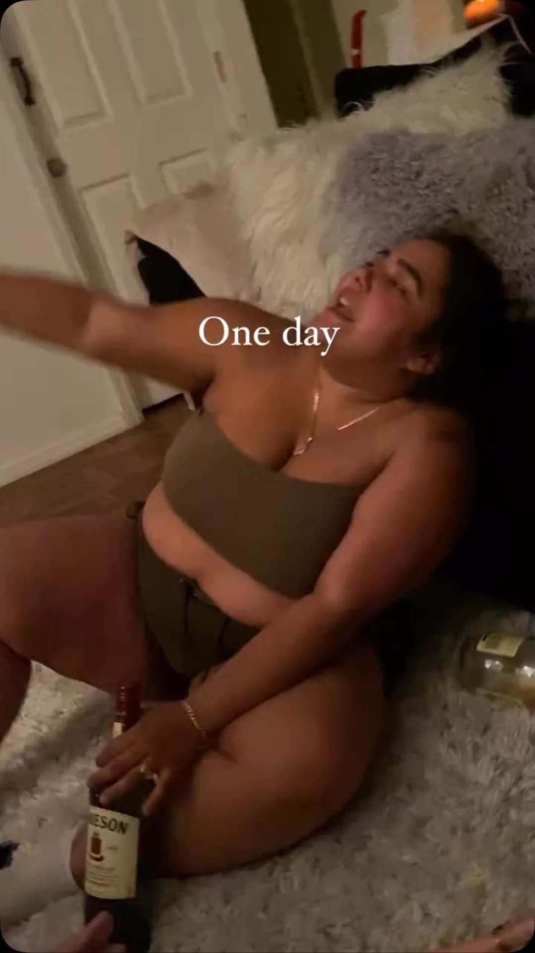 Post 10 by Women Fitness ⚡ Weight loss ⚡ Nutrition 🍓 on Instagram (video)
