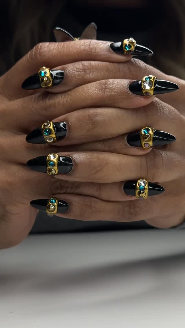 Post 5 by Nails By Cody/ NAIL Technician on Instagram (video)