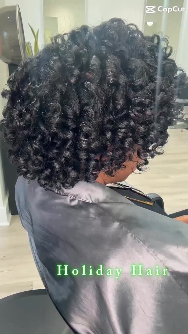 Post 4 by Atl Hair | Natural Hair | Colorist on Instagram (video)