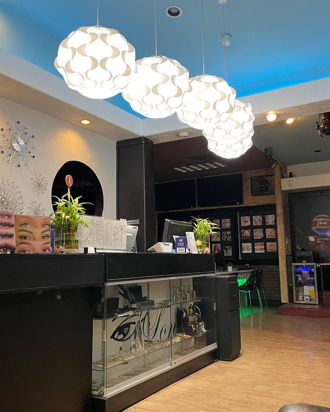 Post 9 by JLon Beauty Bar on Instagram (carousel)