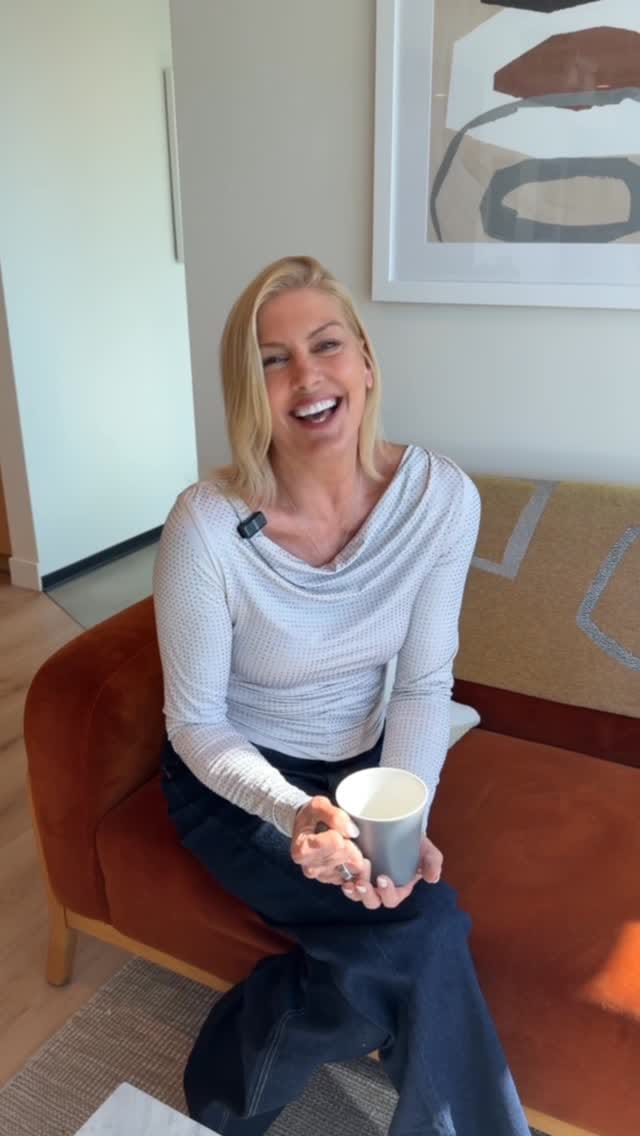 Post 4 by LaReine Chabut 🌟 on Instagram (video)