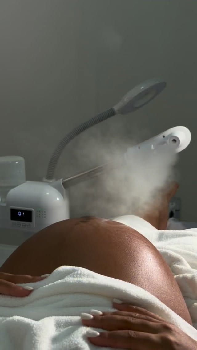 Post 4 by Vanity Life Studio | Dallas Lash Artist + Waxing & Facials on Instagram (video)