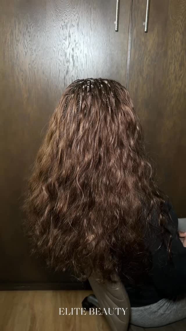 Post 4 by Premium Concierge (Travelling) Braid Service on Instagram (video)