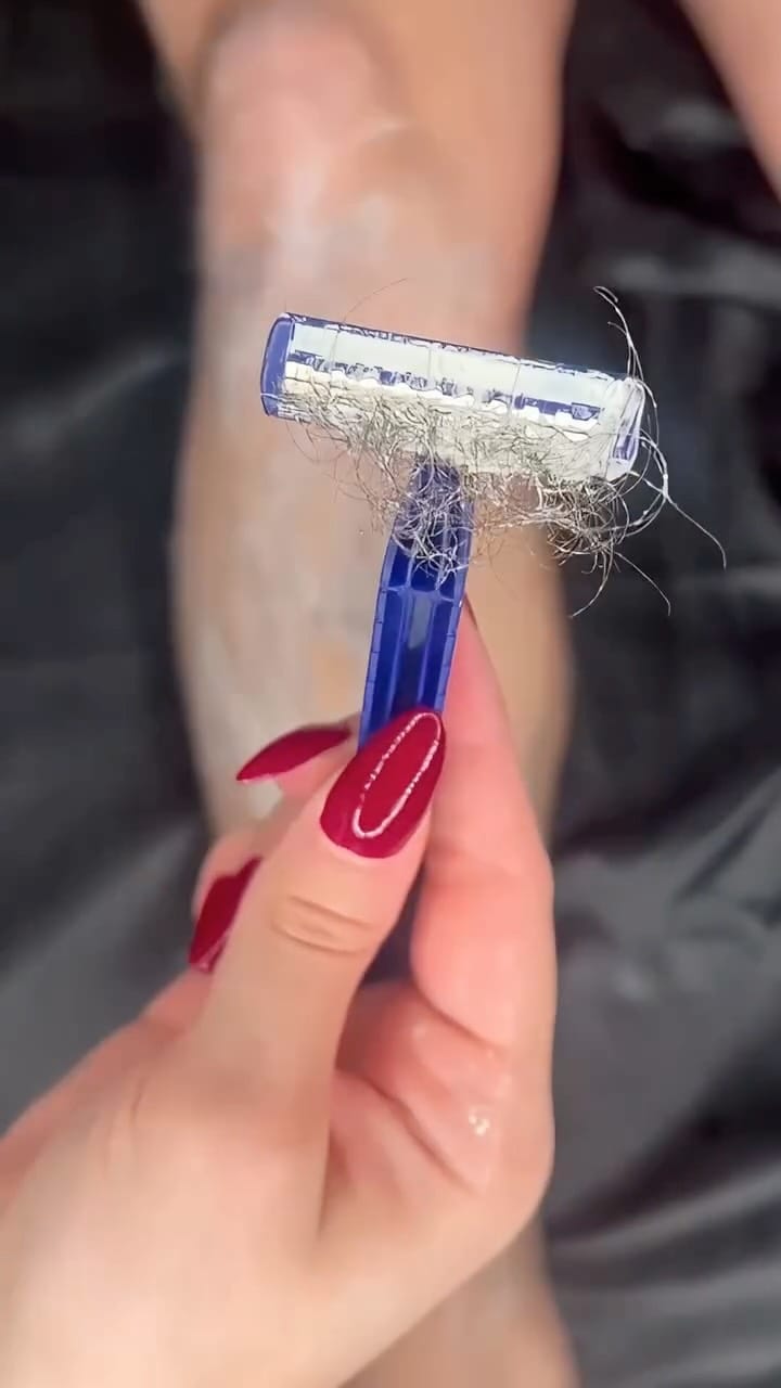 Post 5 by Carla Zabaleta | SkinHolics Miami on Instagram (video)
