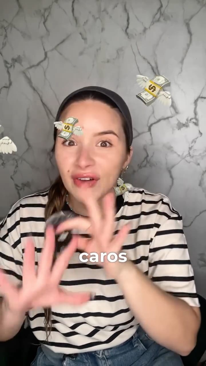 Post 4 by Carla Zabaleta | SkinHolics Miami on Instagram (video)