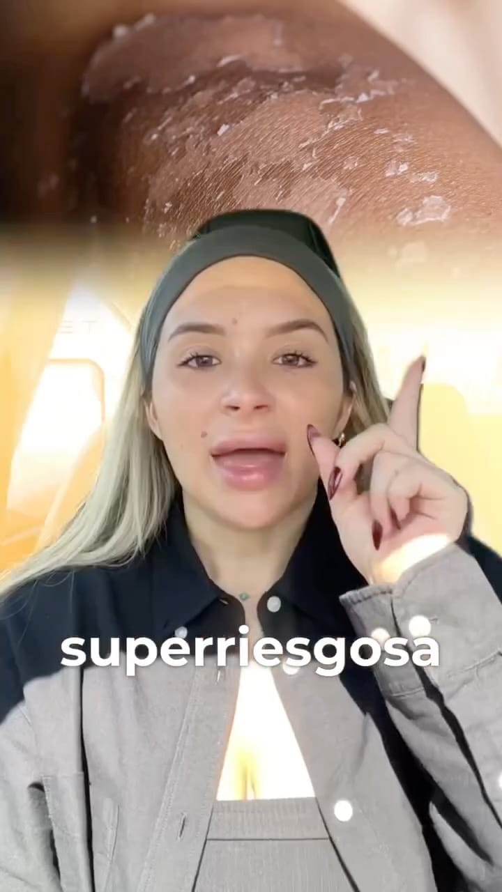 Post 7 by Carla Zabaleta | SkinHolics Miami on Instagram (video)
