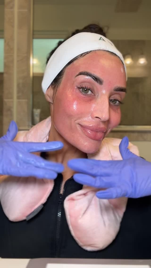 Post 10 by Caroline - Aesthetic Industry Pro on Instagram (video)