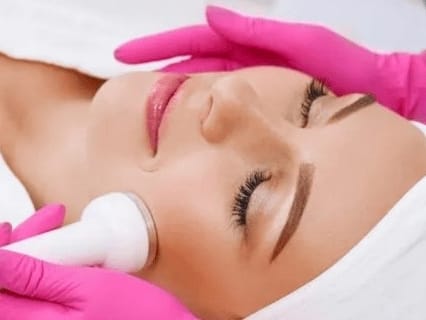 Post 8 by Beverlyhills Aesthetic on Instagram (image)