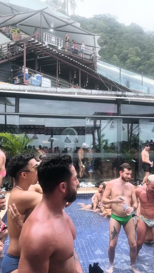 Post 3 by Philipe Coutinho on Instagram (video)