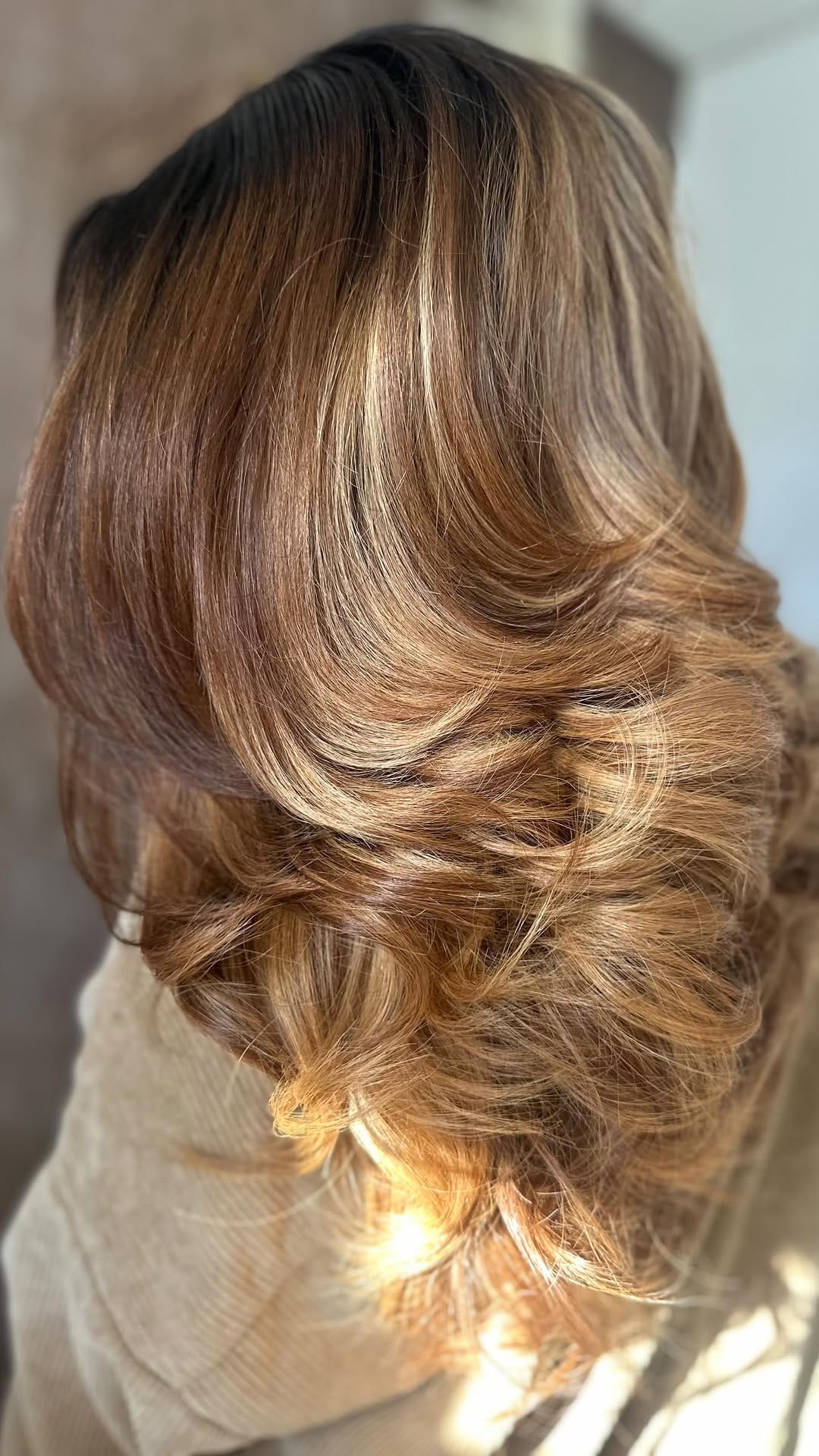Post 3 by @hairbymeeka on Instagram (video)