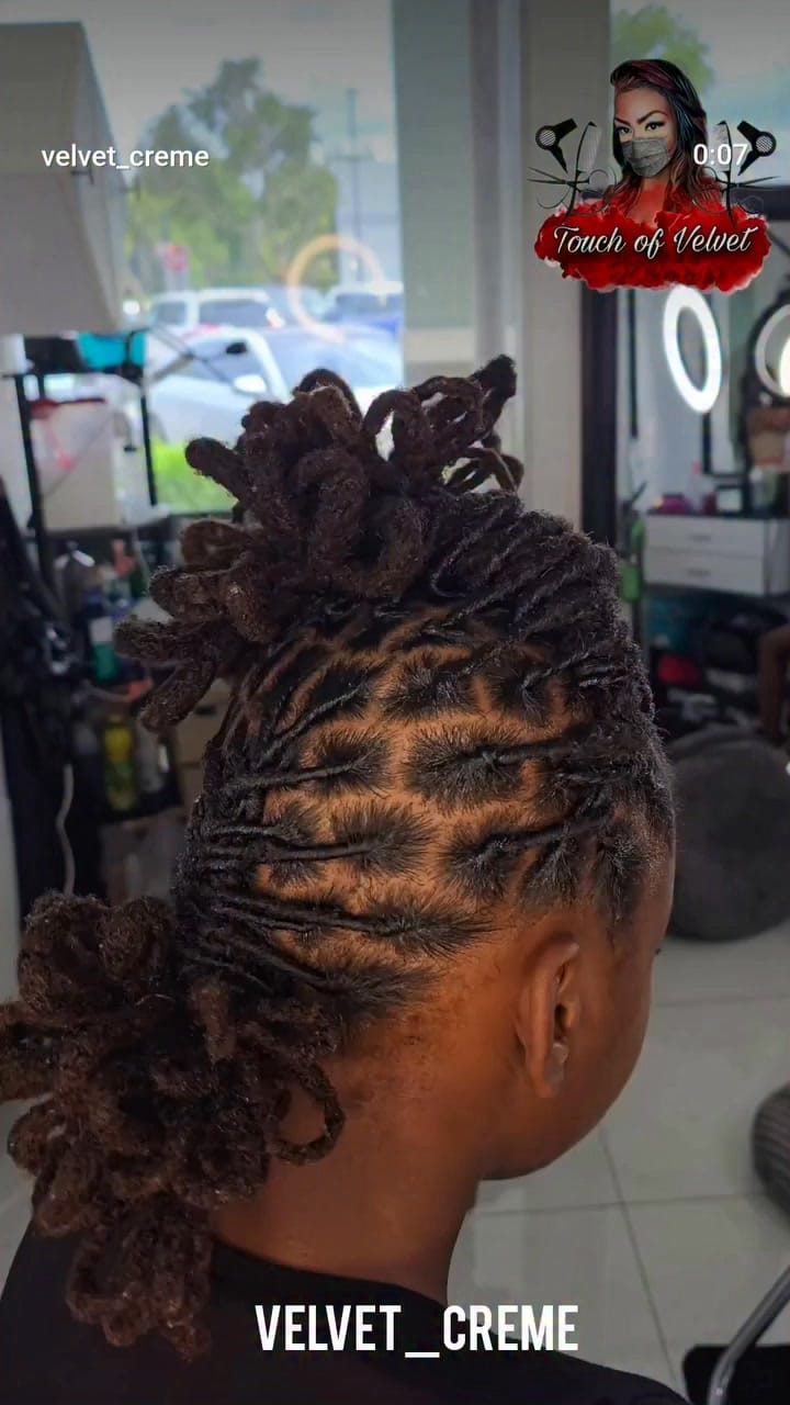 Post 5 by Elexis Keels on Instagram (video)