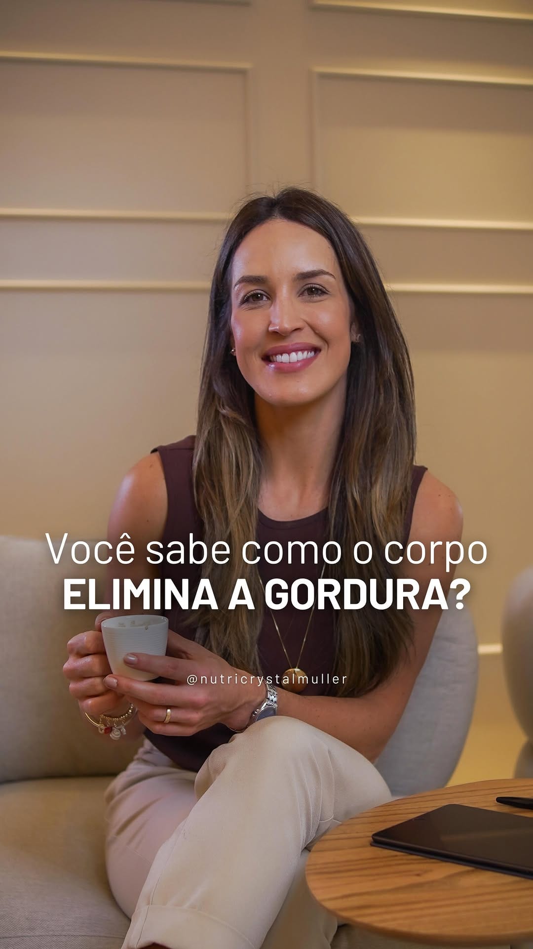 Post 3 by CRYSTAL MÜLLER | NUTRICIONISTA on Instagram (video)