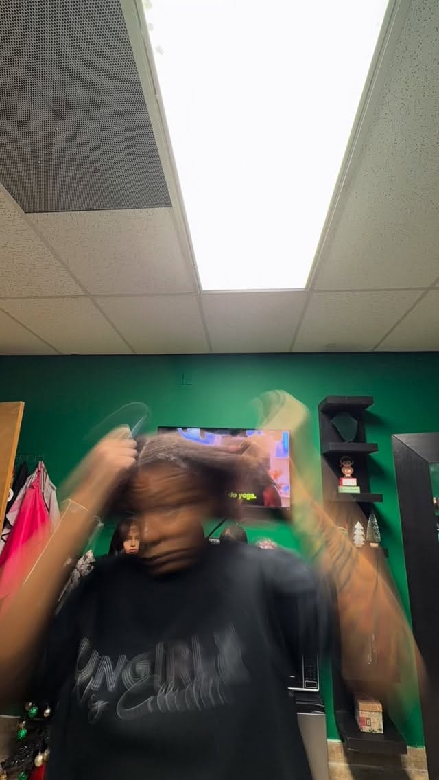 Post 3 by Kwan| Quickweaves•Wigs•Bobs on Instagram (video)