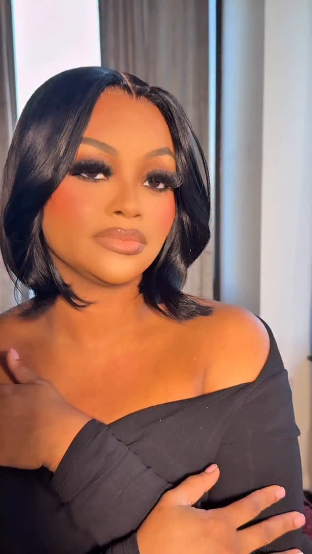 Post 1 by Houston Makeup Artist on Instagram (video)