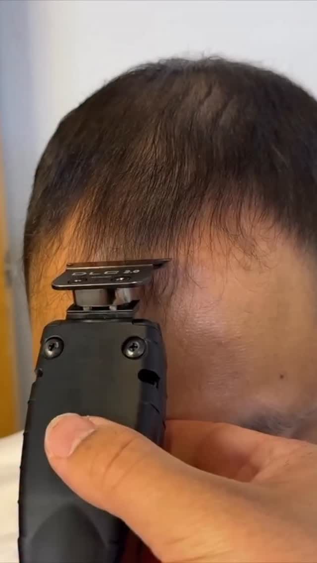 Post 1 by Barber Networking 🇺🇸 | Oscar Cruz on Instagram (video)