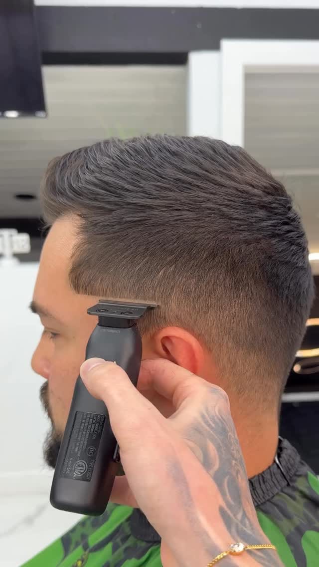 Post 5 by Barber Networking 🇺🇸 | Oscar Cruz on Instagram (video)