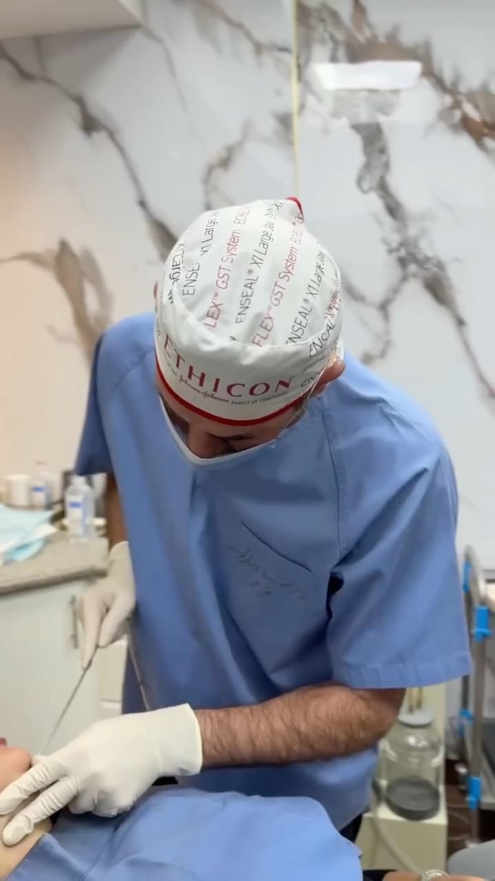 Post 7 by Dr. Hussein Altarawneh | دكتور حسين الطراونة on Instagram (video)