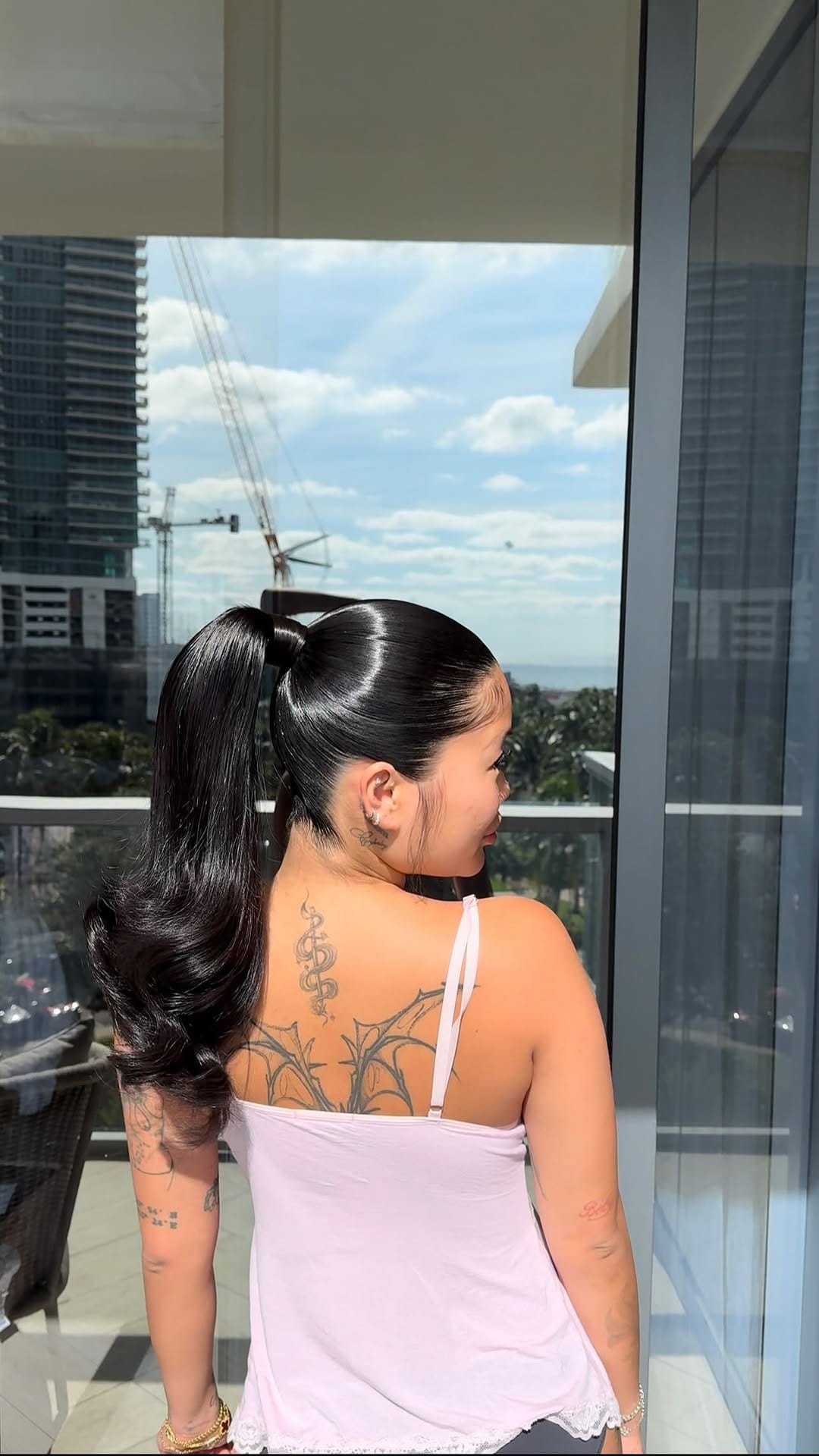 Post 4 by Pretty girls get #StampedBySabrae🎀 on Instagram (video)