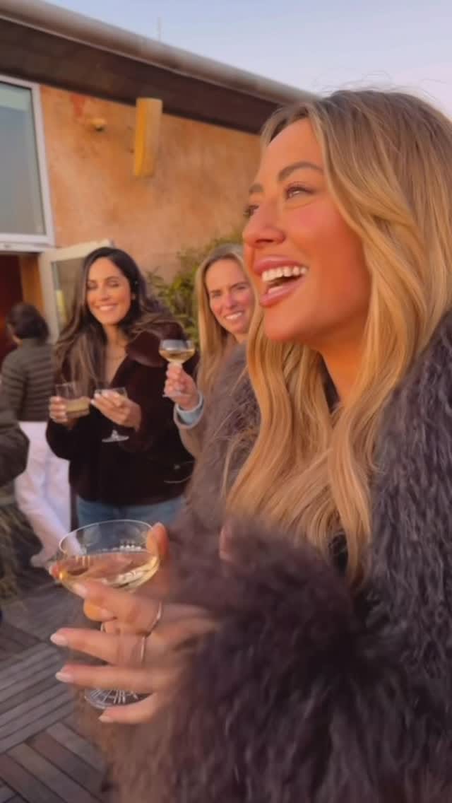 Post 4 by Jessica Goldstein on Instagram (video)