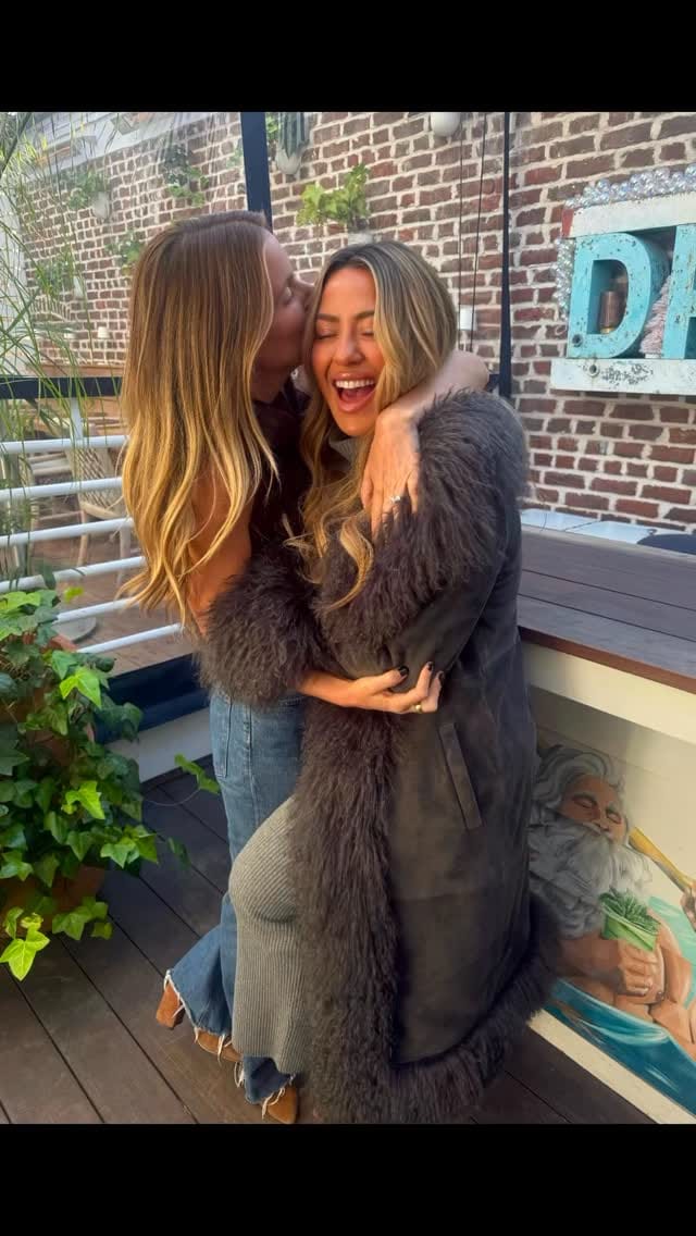 Post 6 by Jessica Goldstein on Instagram (video)