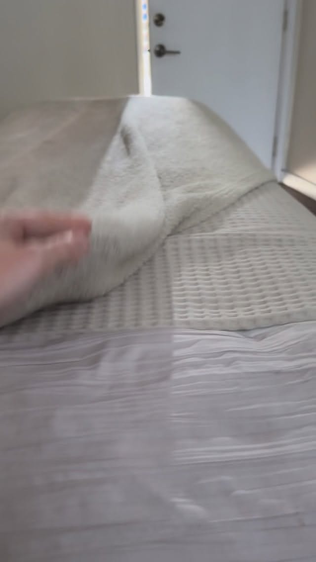 Post 2 by Mindi Walters Skincare on Instagram (video)