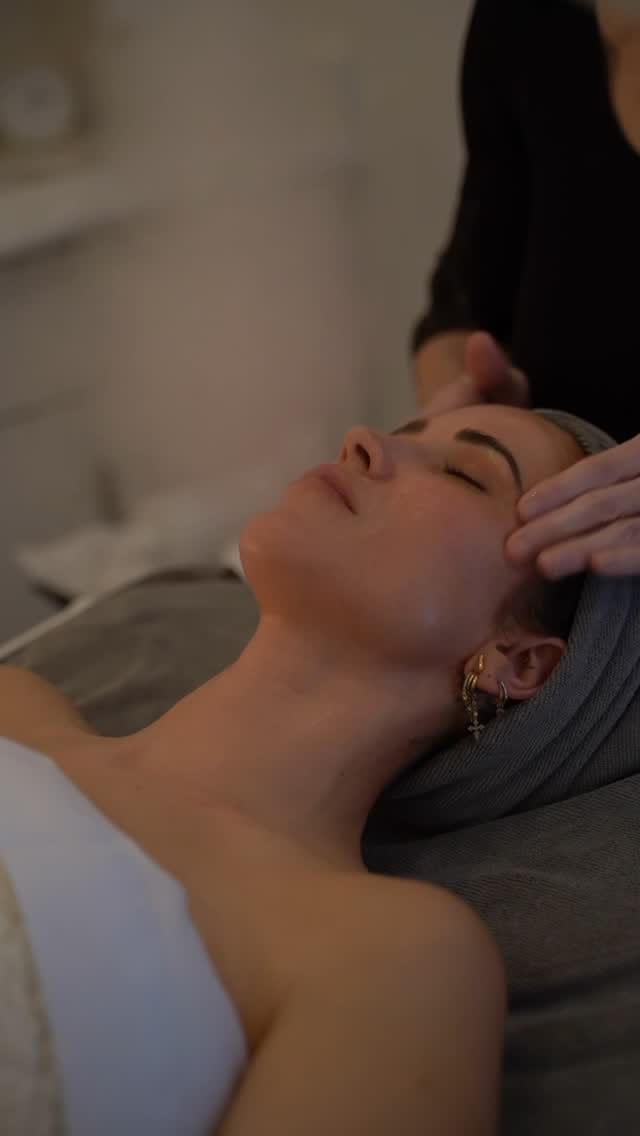Post 8 by Fernanda Heckman Licensed Medical Aesthetician | Nashville, TN on Instagram (video)