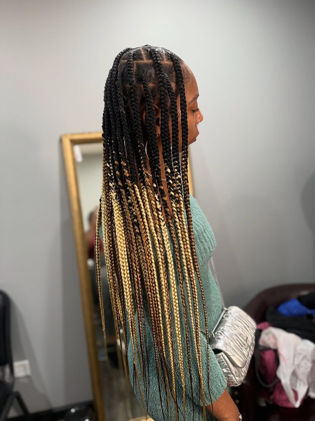 Post 7 by Your New Favorite Stylist❤️🤞🏾 on Instagram (carousel)