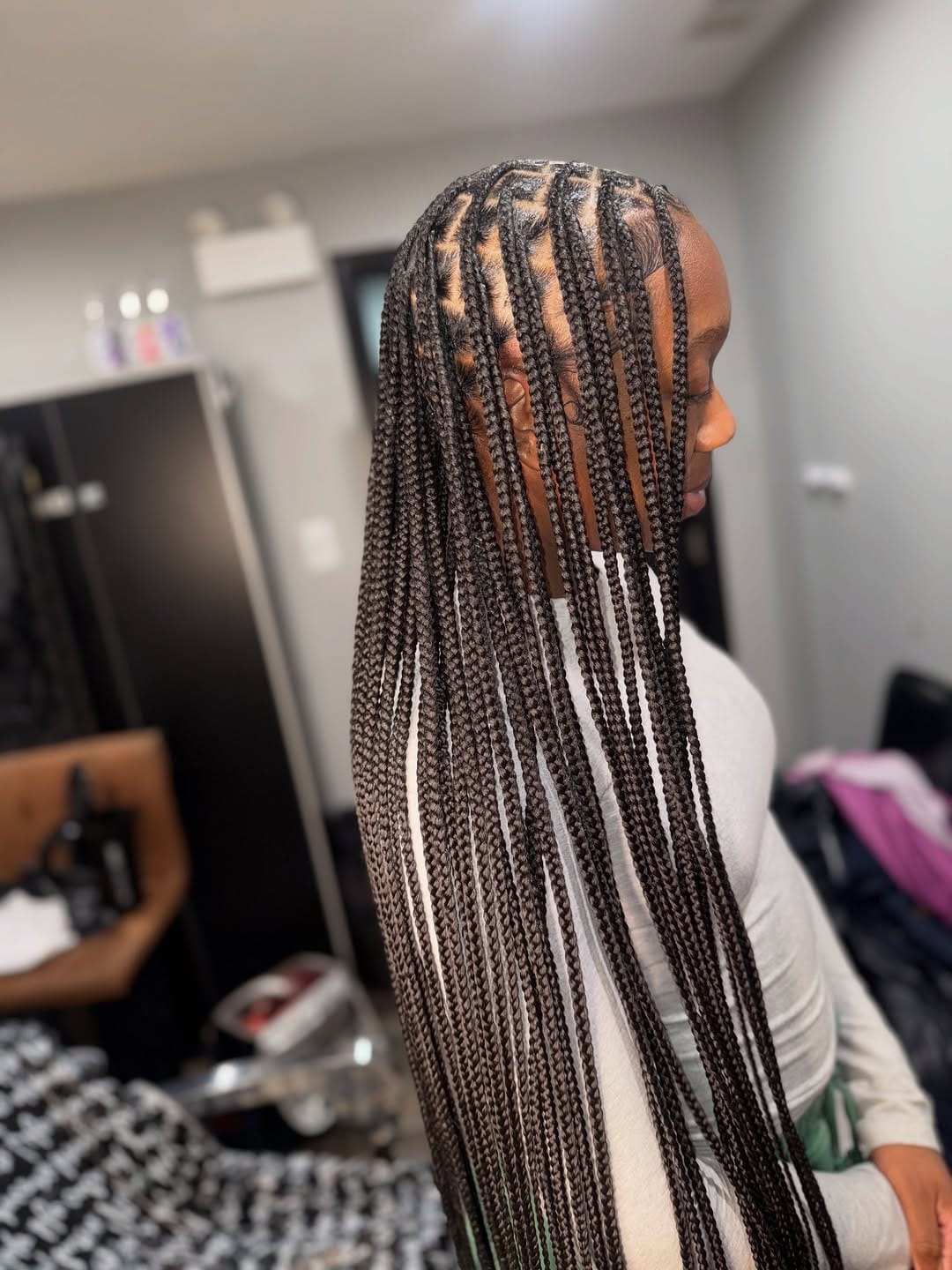 Post 6 by Your New Favorite Stylist❤️🤞🏾 on Instagram (carousel)