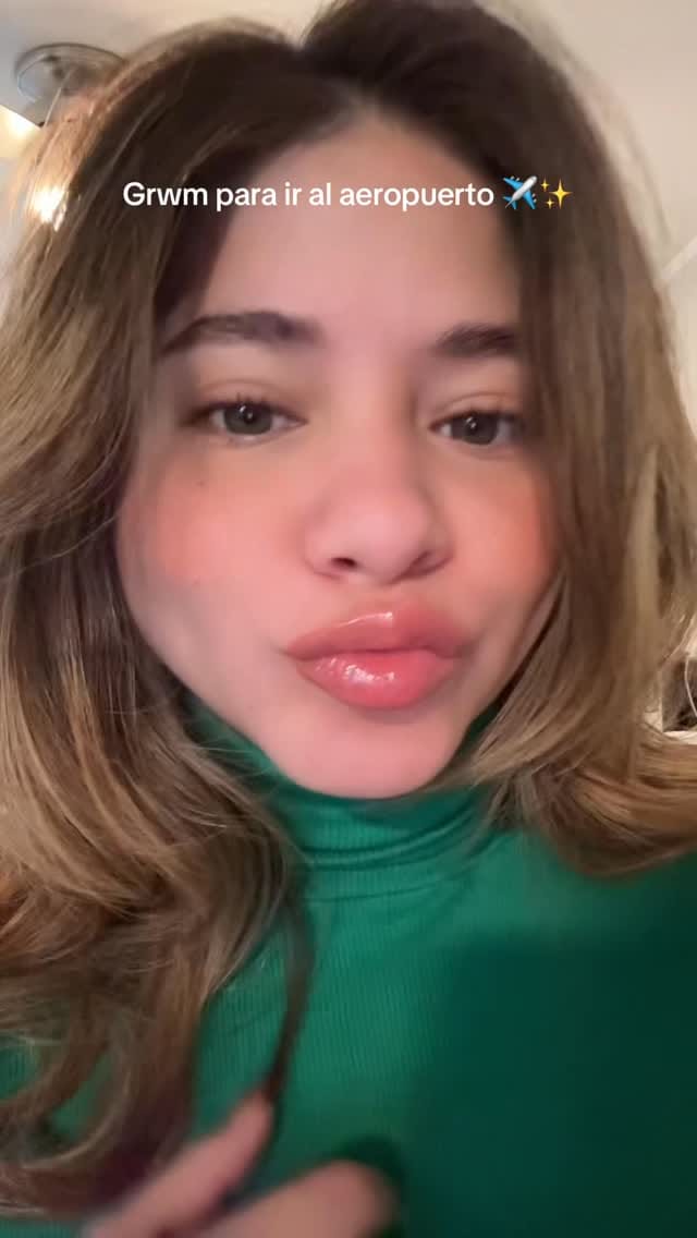 Post 4 by Doménica Silva on Instagram (video)