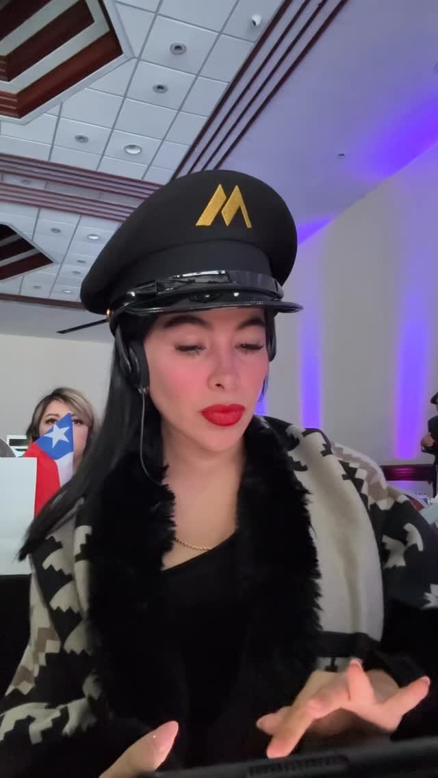 Post 5 by AMERICA SALON on Instagram (video)