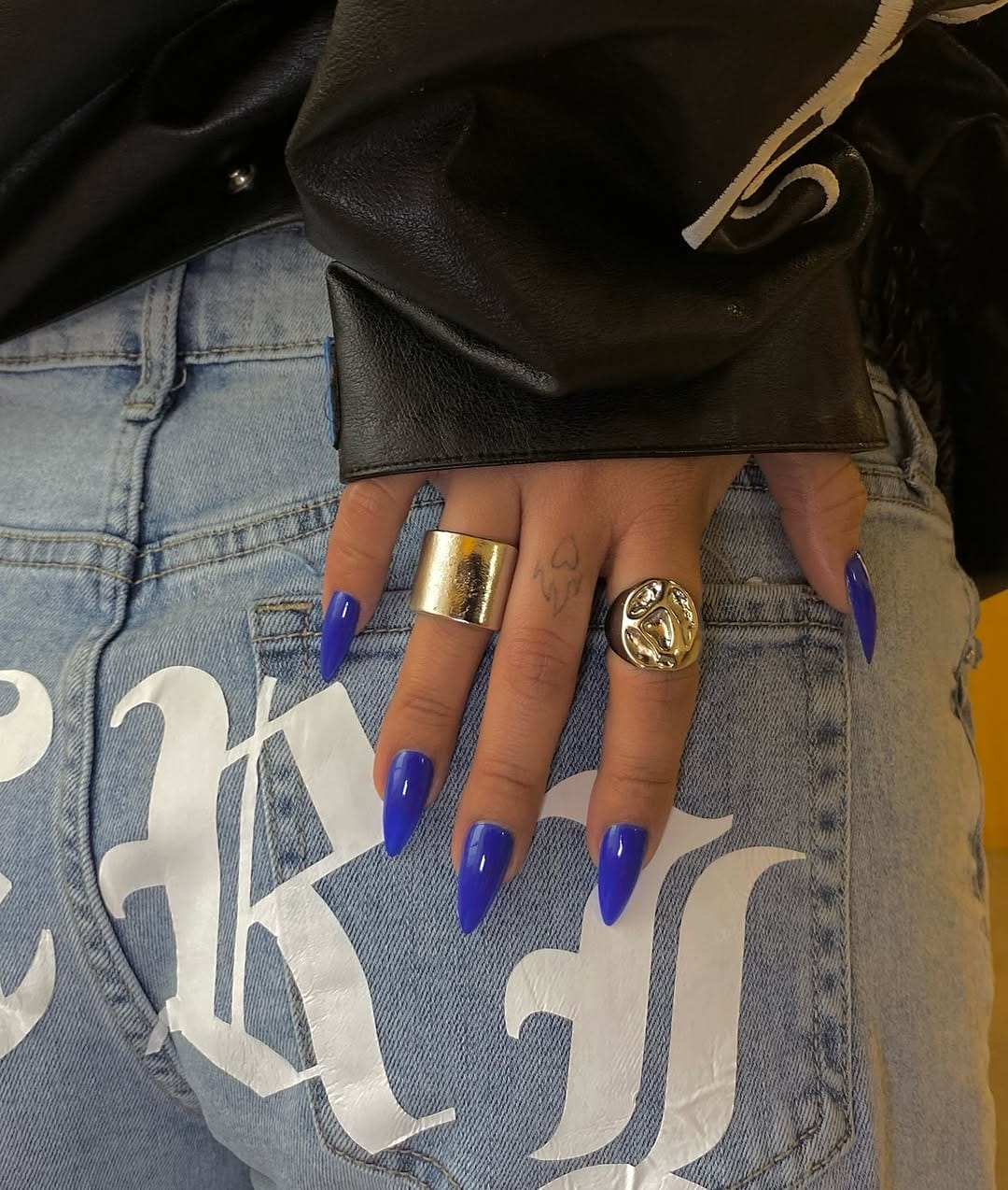 Post 6 by Kelsey Barron on Instagram (image)