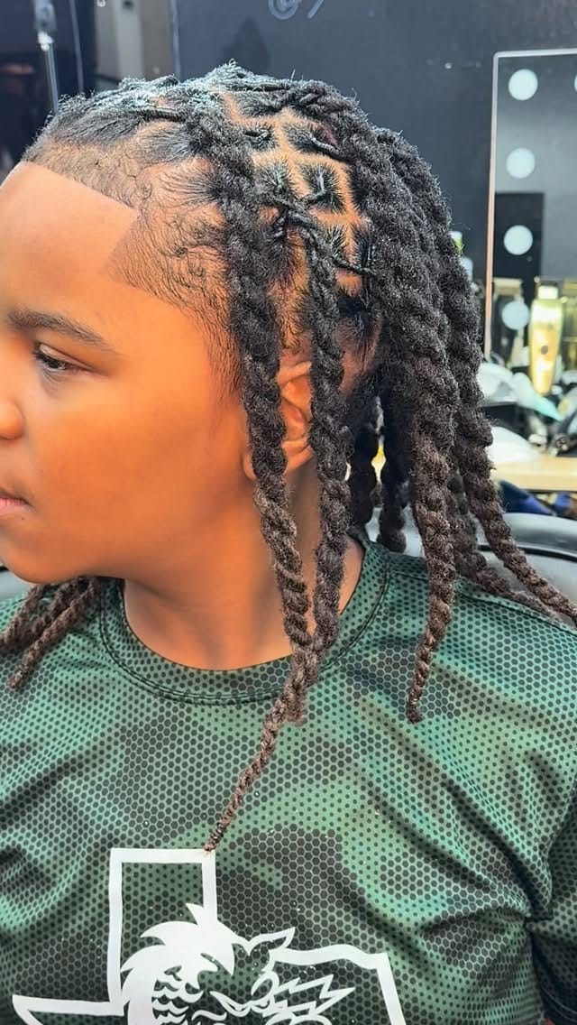 Post 2 by DALLAS BRAIDER (Lici) on Instagram (video)