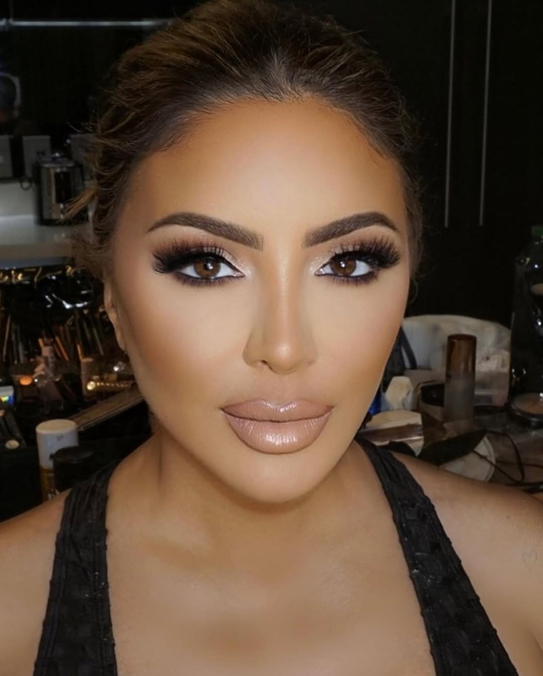 Post 10 by MIAMI MAKEUP ARTIST & HAIRSTYLIST on Instagram (carousel)