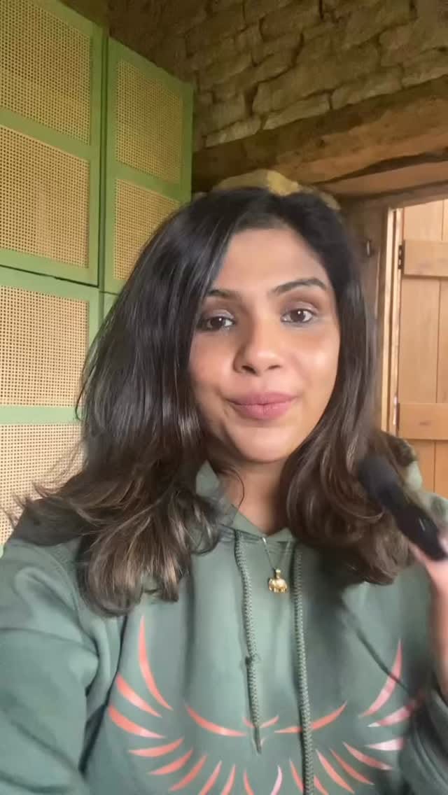 Post 7 by Thunderbird Natural Skincare on Instagram (video)