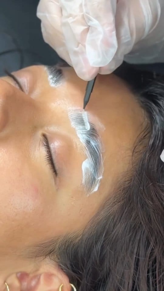 Post 2 by LASH LIFTING & BROW LAMINATION on Instagram (video)